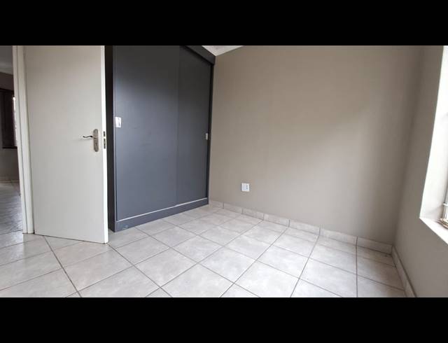 2 BEDROOM APARTMENT TO LET IN VAN DER HOFF PARK